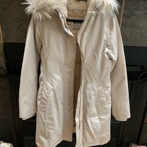 Brand new, never worn Abercrombie winter coat, size small